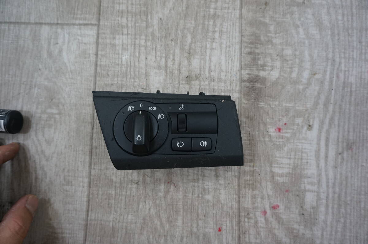 C755 BMW X3 E83 PA25 PA30 PC25 PC30 純正 ライトスイッチ 3 420 285 3420285拍卖