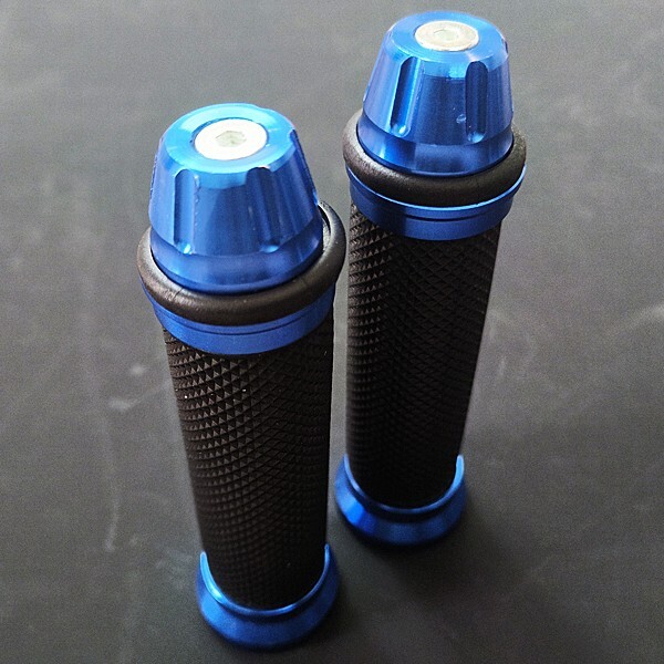 ゼルビス VTR250 CB250F CB400F 400X ジェイド ホーネット250 CBR900R CBR1000RR 汎用 グリップ アルミ ラバー ハンドル バーエンド 青拍卖