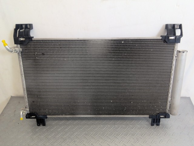 シエンタ NSP170G コンデンサー 88460-52180拍卖