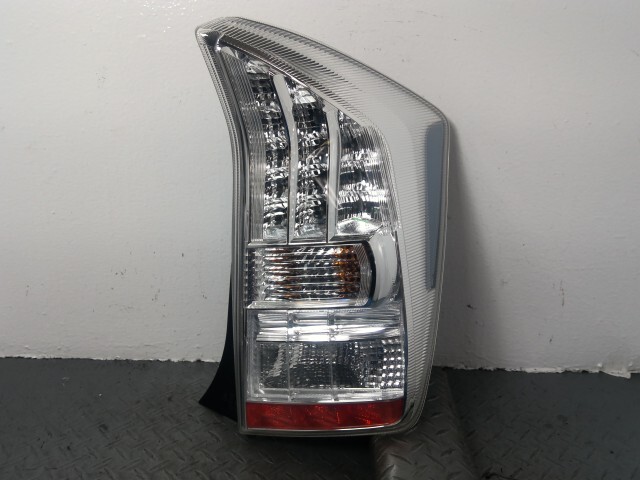プリウス ZVW30 右 テール ランプ ライト 81550-47122拍卖