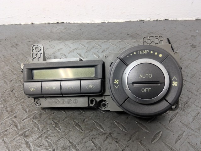 タント L375S エアコン スイッチ パネル 55910-B2350-B0拍卖