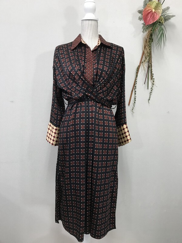 3869 レディース 【 ZARA BASIC 】 デザイン 長袖ワンピース サイズ:L 色:ブラック柄入り拍卖