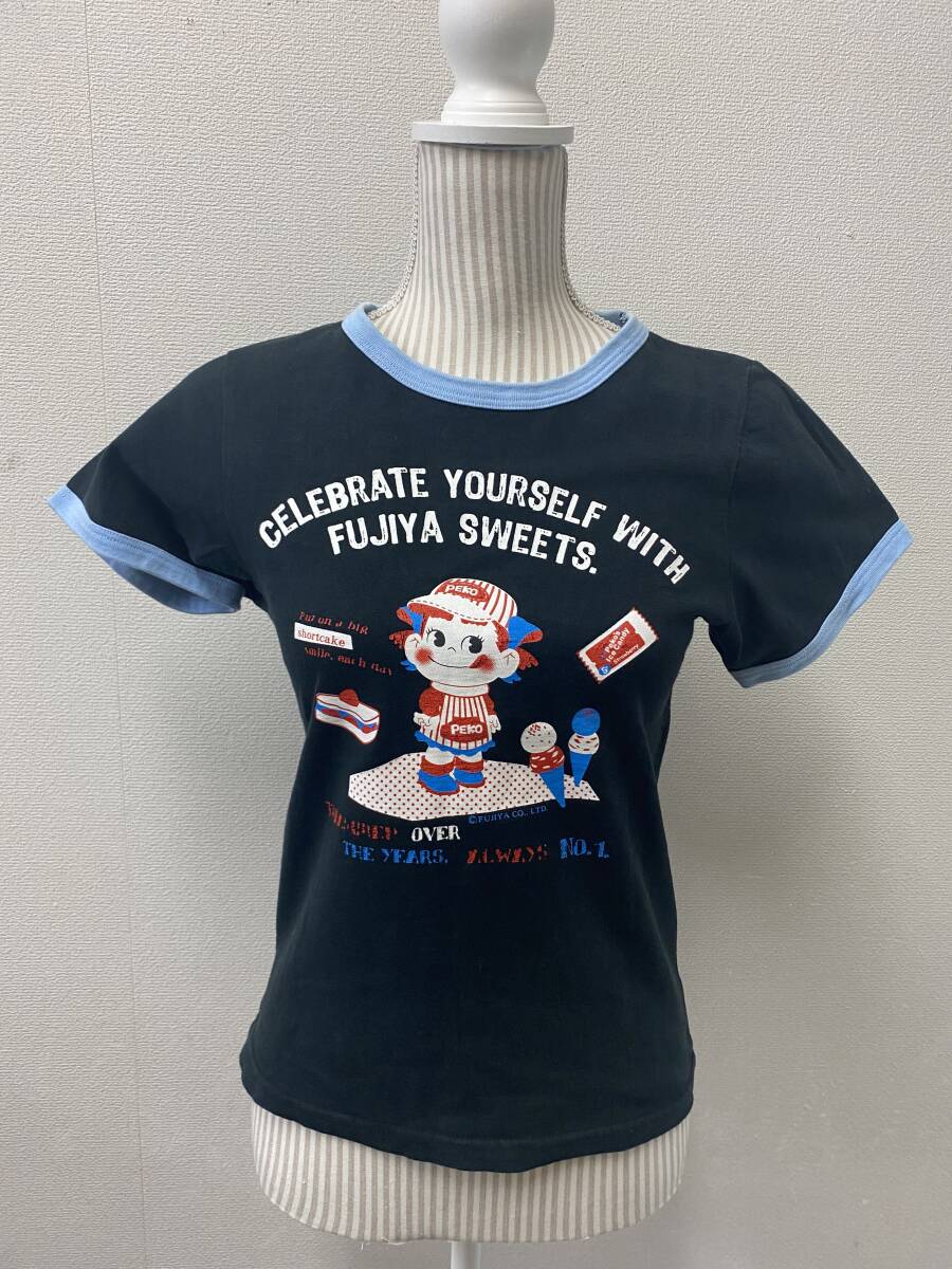 3916 【 ORIGINAL SHOP FUJIYA ペコちゃんTシャツ コットン100% 】 サイズ:M 色:ブラック柄入り拍卖