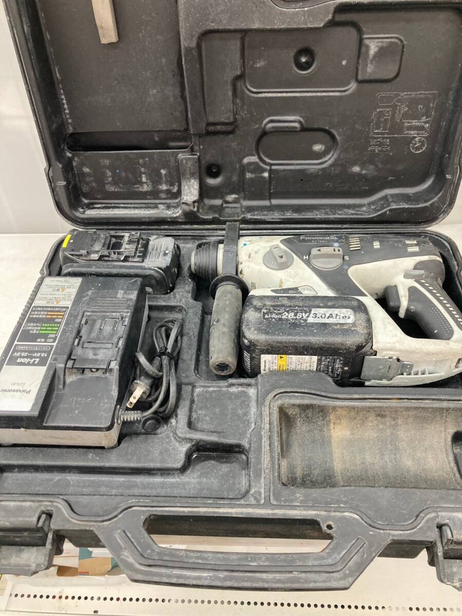 【中古品】【0924】★Panasonic(パナソニック) 28.8v充電ハンマードリル (3.3Ahバッテリx2/充電器/ケース) EZ7880LP2S-B IT8AKSOTGA55拍卖