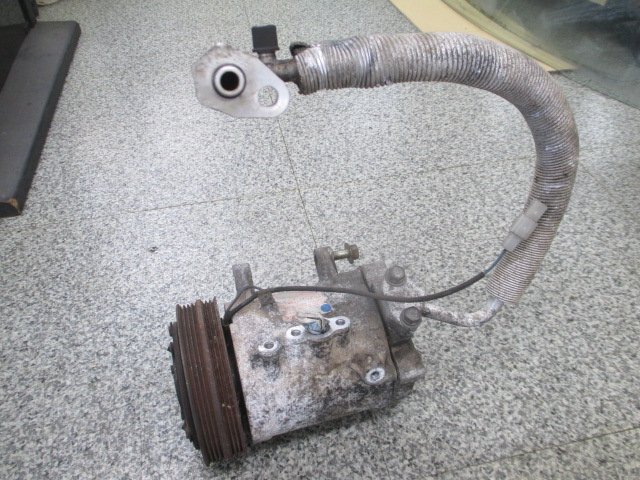 FK10、日産フィガロ、エアコンコンプレッサー 92600 35B10 ホース付き!!拍卖