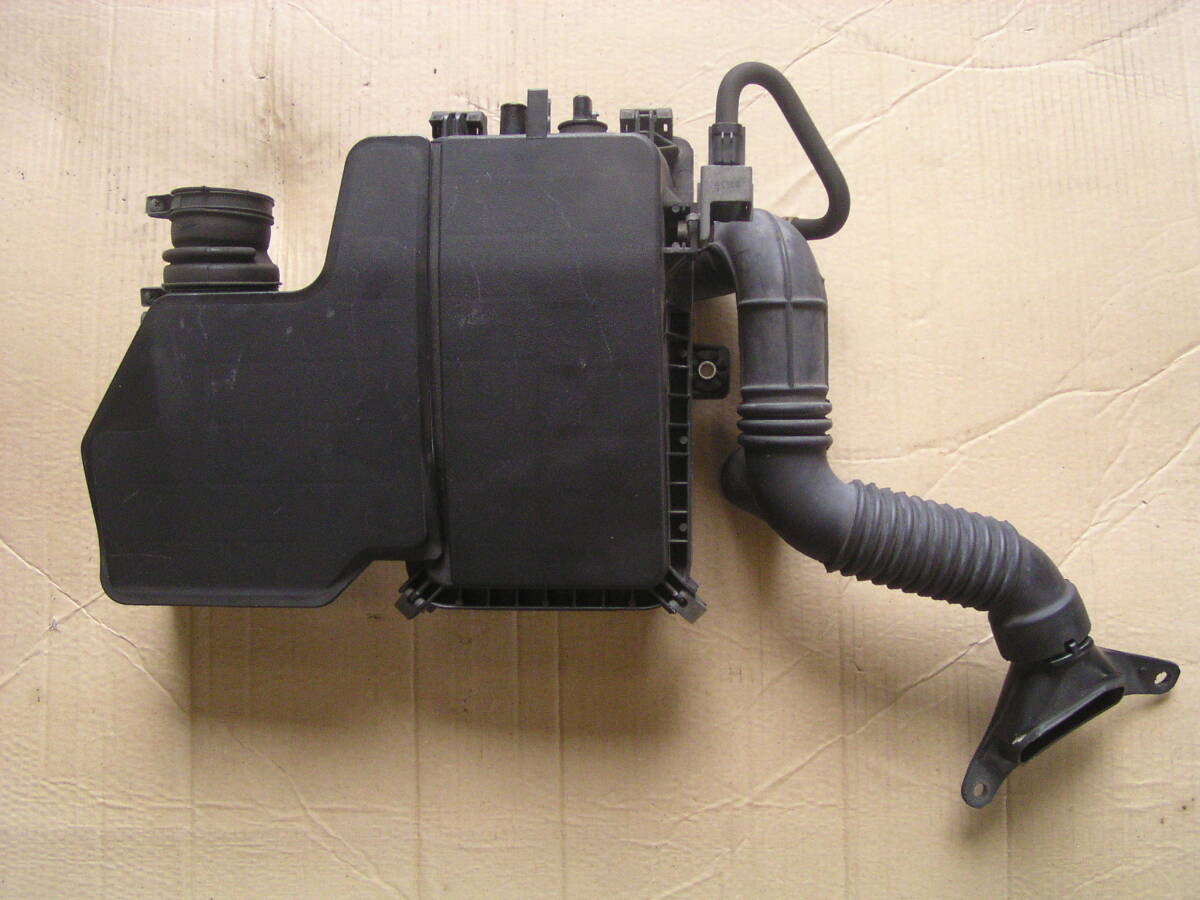 ☆ MG22S モコ MF22S MRワゴン エアクリーナー 13079-83G01 HE21 MH22 MK21 HG21拍卖