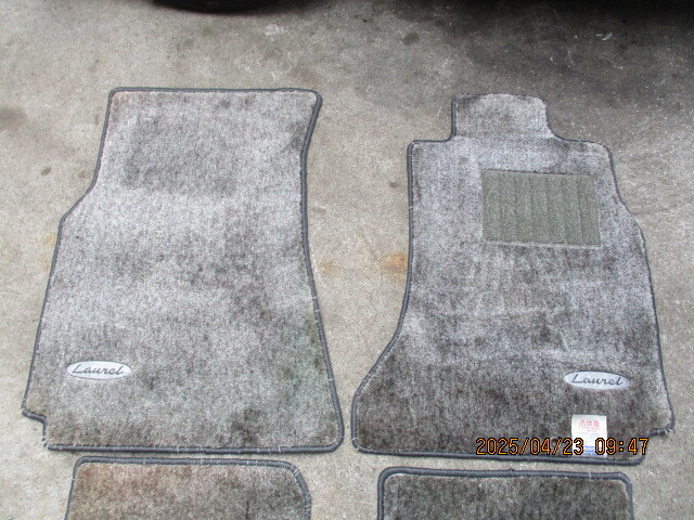 日産 NISSAN ローレル35系 室内フロアーマット 前後セット拍卖