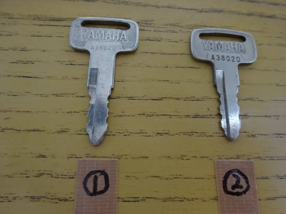 中古ヤマハ純正キー A38020番 2本あり 1本300円~ 旧車拍卖