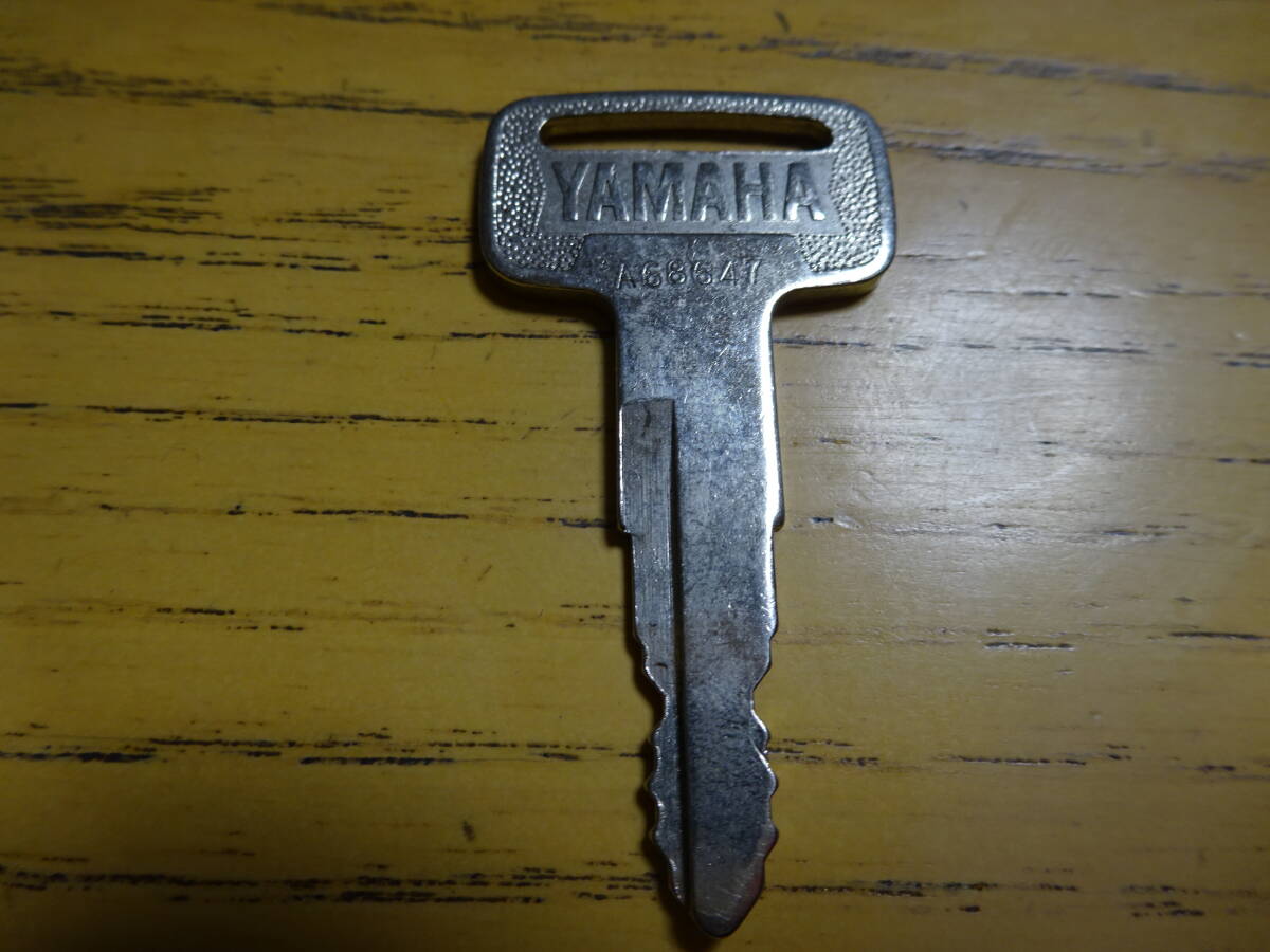 中古ヤマハ純正キー A68647番 1本300円~ 旧車拍卖