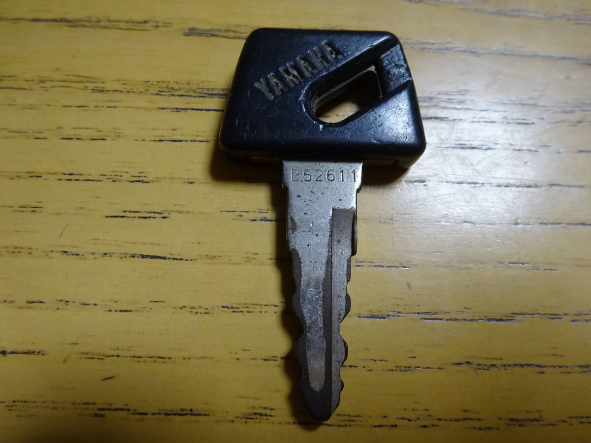 中古ヤマハ純正キー B52611番 1本300円~ 旧車拍卖