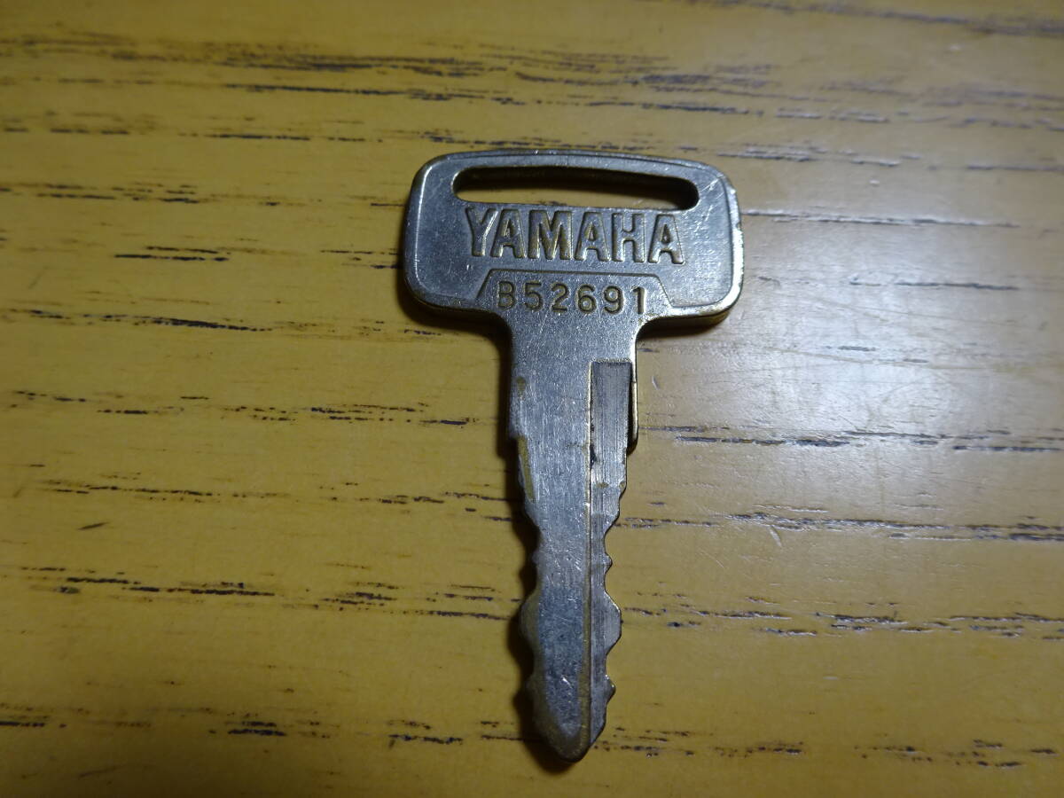 中古ヤマハ純正キー B52691番 1本300円~ 旧車拍卖