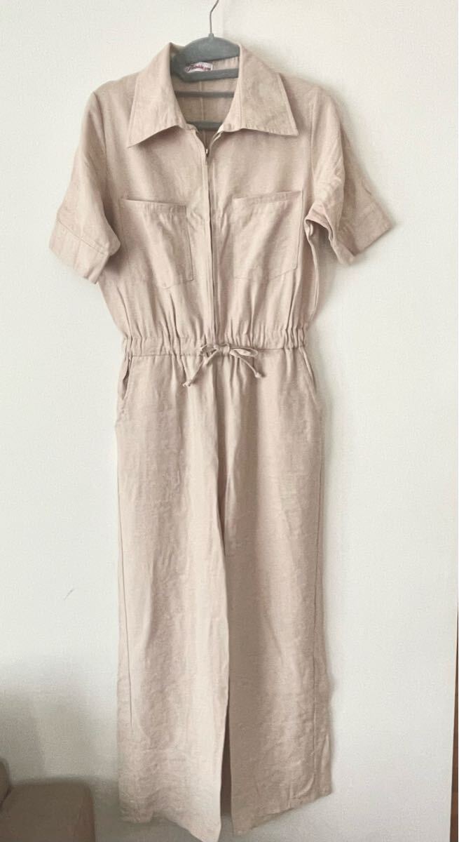 トゥインクルピーエム ジャンプスーツ 半袖 オールインワン ベージュ パンツ つなぎ拍卖