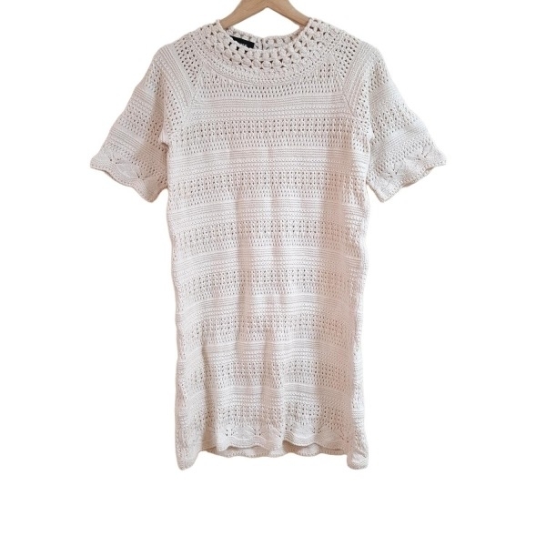 シンメ SINME サイズM - アイボリー レディース クルーネック/半袖/ひざ丈/ニット 美品 ワンピース拍卖