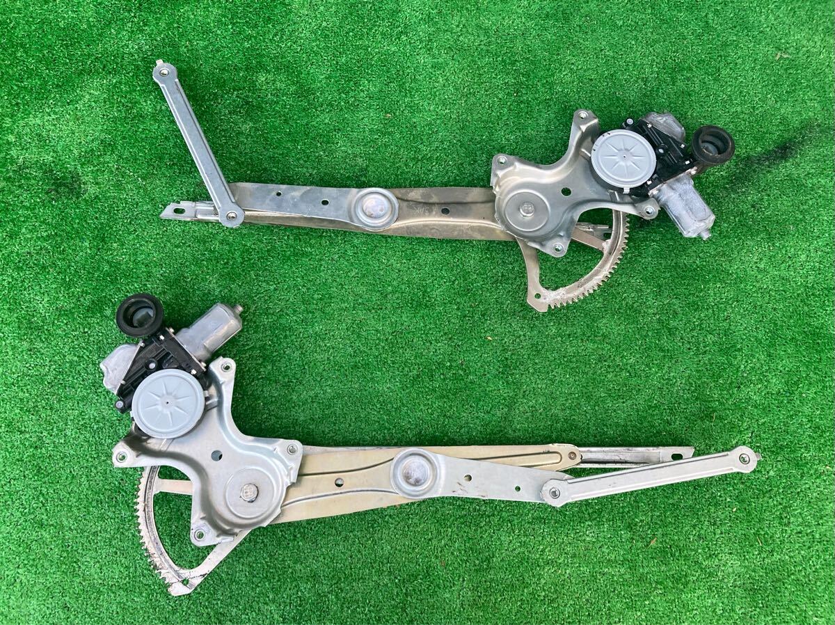 レクサス RX450h GYL16 フロント/ リア 右 ドア レギュレータ 85710-48070拍卖