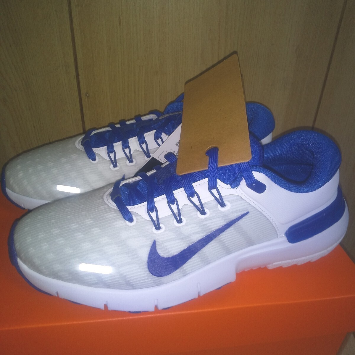 未使用箱入り☆⑧25センチ、ナイキフリーゴルフNN.W☆FQ7875-400、☆NIKEFREEGOLFNN.W★送料込み♪拍卖