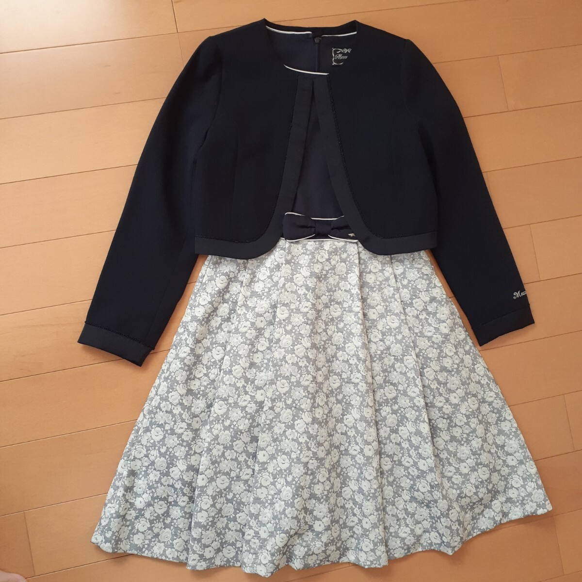 メゾピアノ 女の子 セットアップ150 発表会卒業式セレモニーなど拍卖