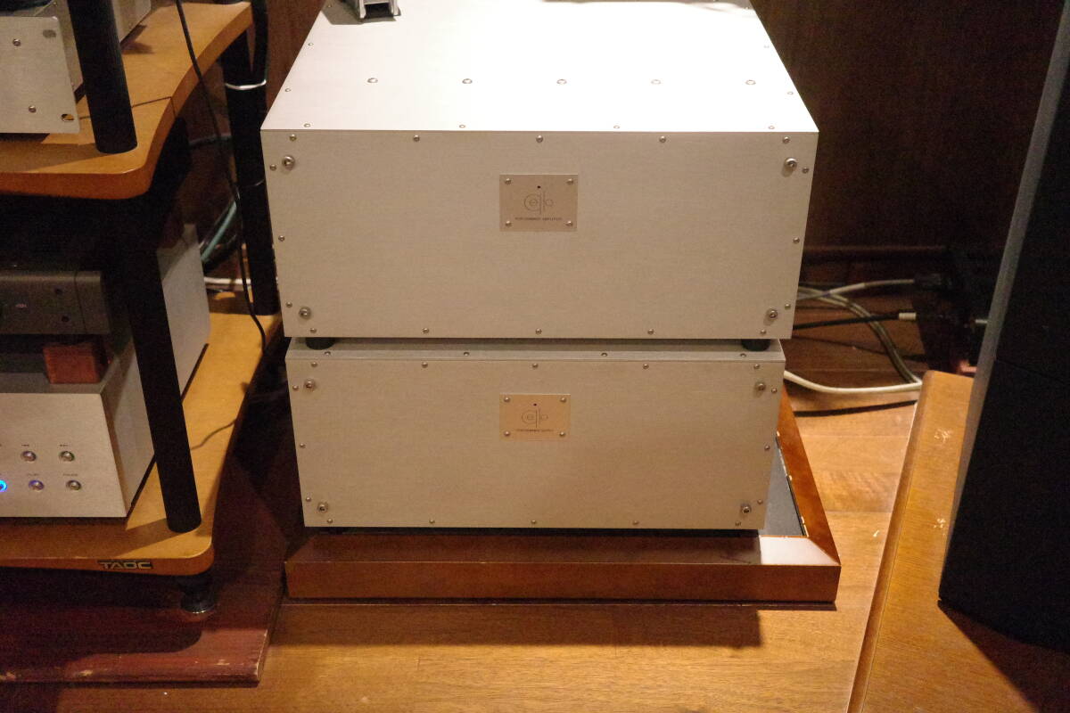 PERFORMANCE パフォーマンス Cello チェロ 200V 拍卖