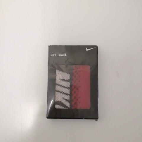 ★【中古品】 NIKE(ナイキ) ミニタオル(フェイスタオル) 赤×黒 おそらく開封済みσ(^_^;) ※箱傷あり拍卖
