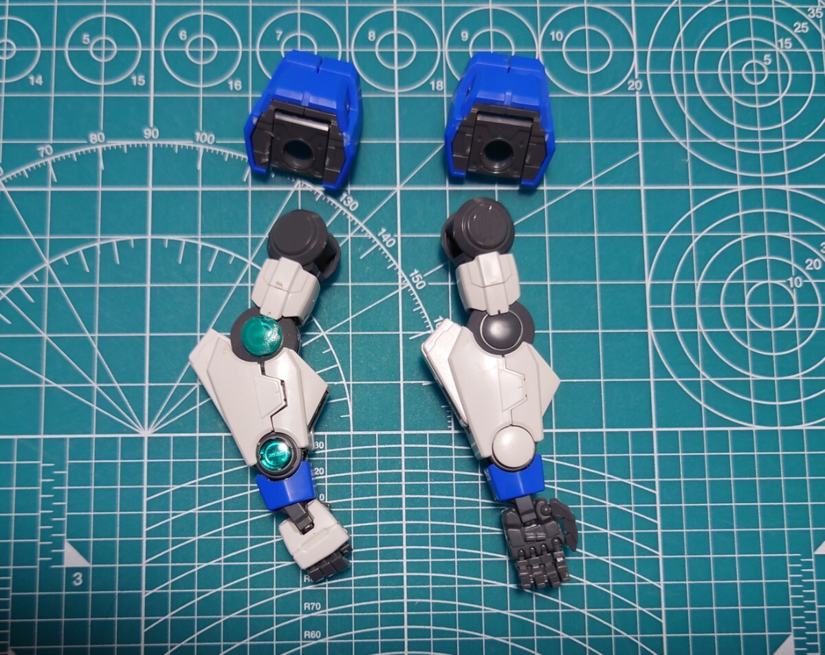 MG ダブルオーガンダム 腕拍卖
