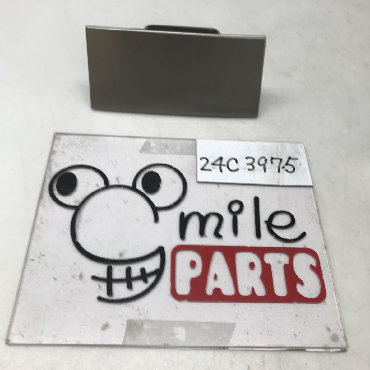 Y12 ウイングロード 純正 灰皿 2Z5-30-6/24C3975*同梱不可拍卖