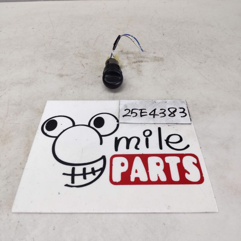 L235S エッセ 純正 シガーソケット 1A1-6-6/25E4383*同梱不可拍卖