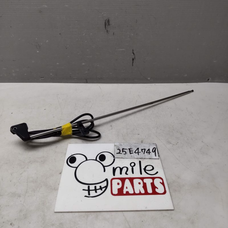 KJ6 ドミンゴ 純正 アンテナ 1D1-8-8/25E4749*同梱不可拍卖