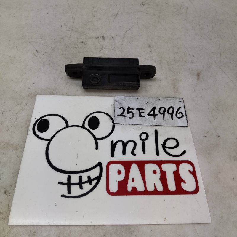 NHP10 アクア 純正 ゲートスイッチ 1A1-24-2/25E4996*同梱不可拍卖