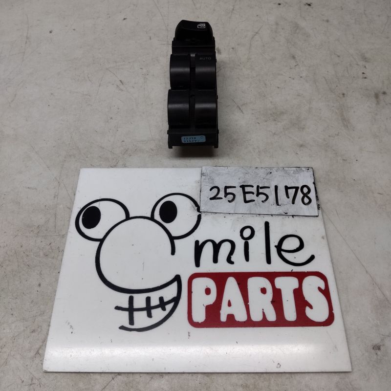 MH22S ワゴンR 純正 パワーウィンドウスイッチ 1A1-22-3/25E5178*同梱不可拍卖