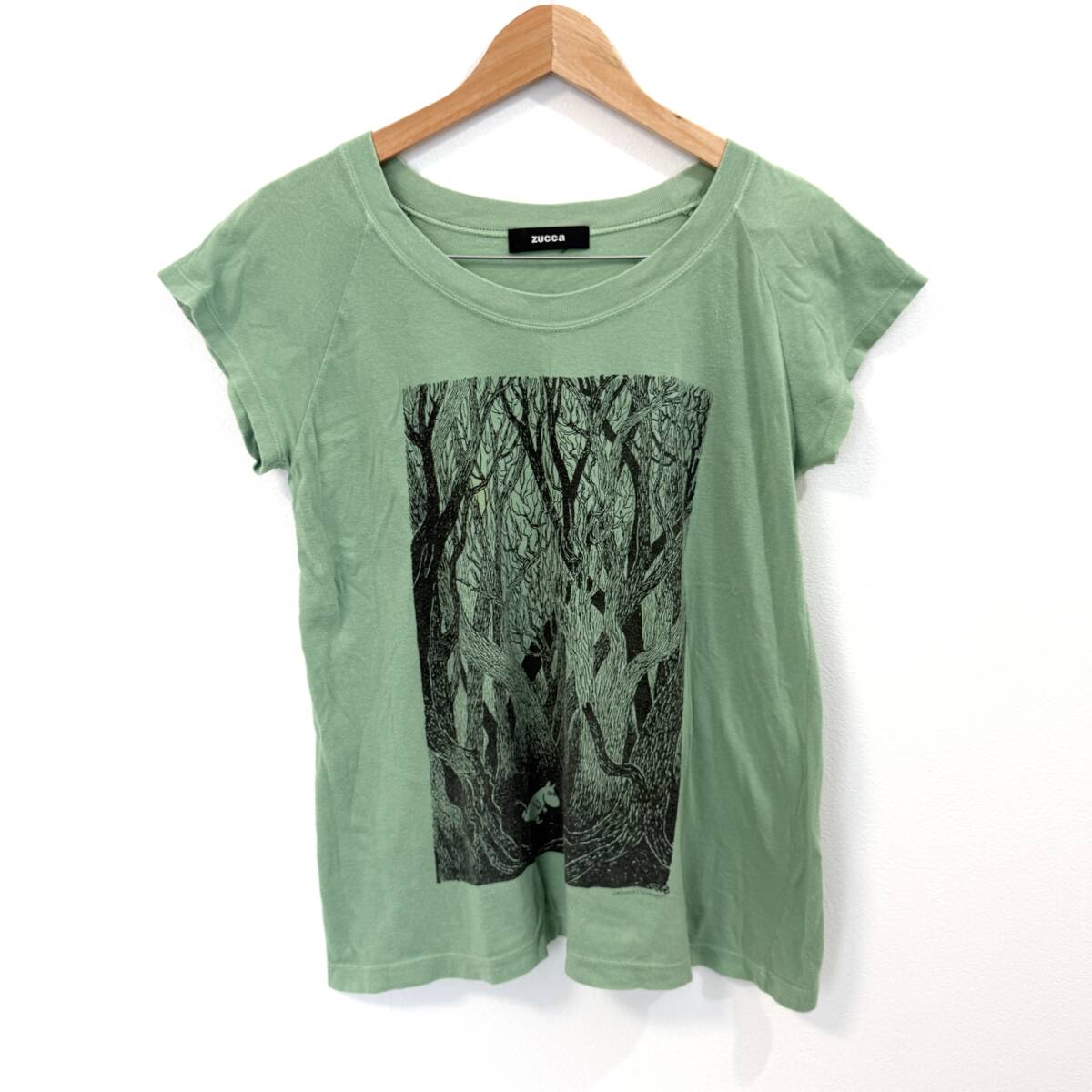 f2921ii ZUCCA(ズッカ) サイズM 半袖 Tシャツ プルオーバー ムーミンプリント 綿100% グリーン系 レディース 日本製拍卖