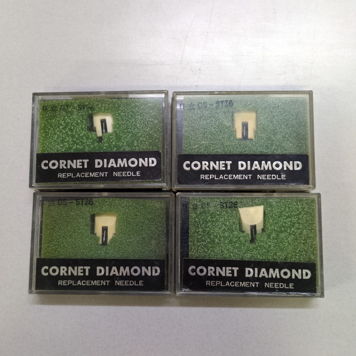 レコードプレーヤー用 交換針 日立 DSーST26 CORNET DIAMOND REPLACEMENT NEEDLE 4個セット拍卖