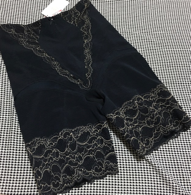 新品タグ付き★ダイアナ ガードル★EL82★ラクスコレクション拍卖