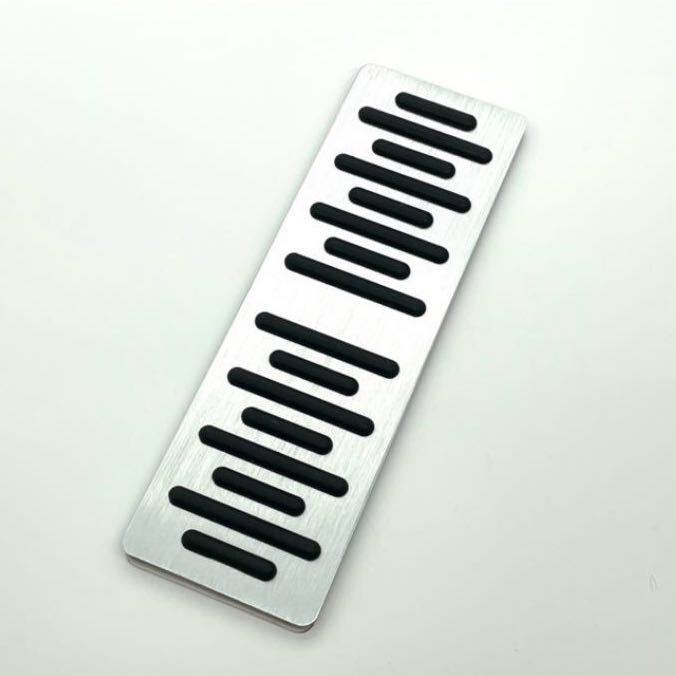 新品 汎用 車 アルミペダル  フットペダルカバー TOYOTA HONDA SUBARU スズキ アウディ ベンツ BMW車用 シルバー拍卖