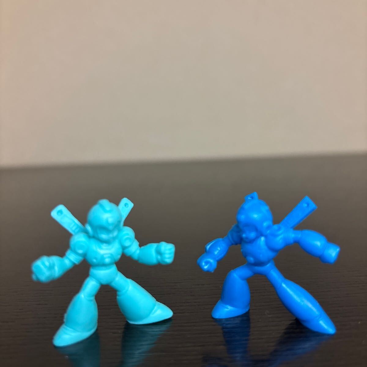 ロックマン 消しゴム スーパーロックマン 2種 中古品 フィギュア拍卖