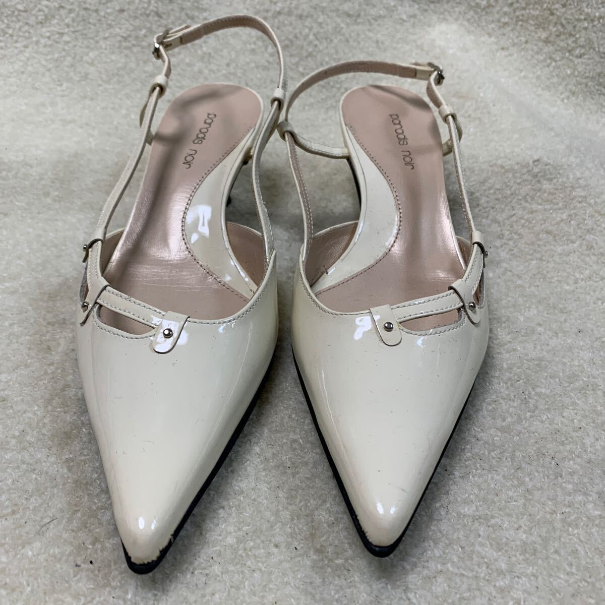 paradis noir レディースバックストラップパンプス 日本製 エナメルクリーム 22.5㎝ヒール約5㎝拍卖