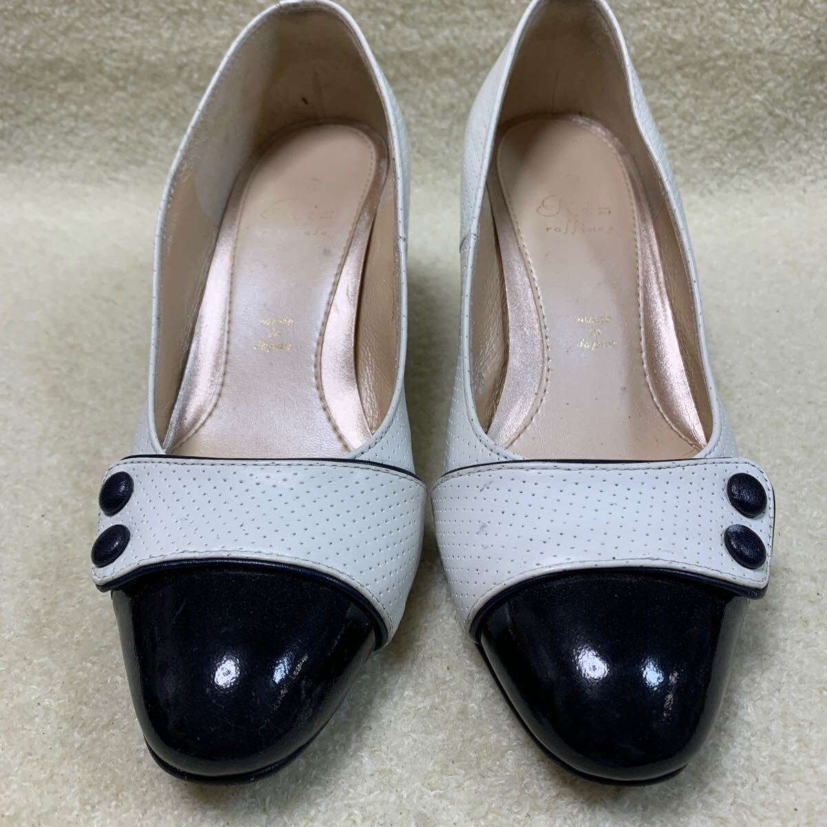 リズ Riz レディースパンプス 本革 ホワイト 22.5㎝EEEヒール約6㎝拍卖