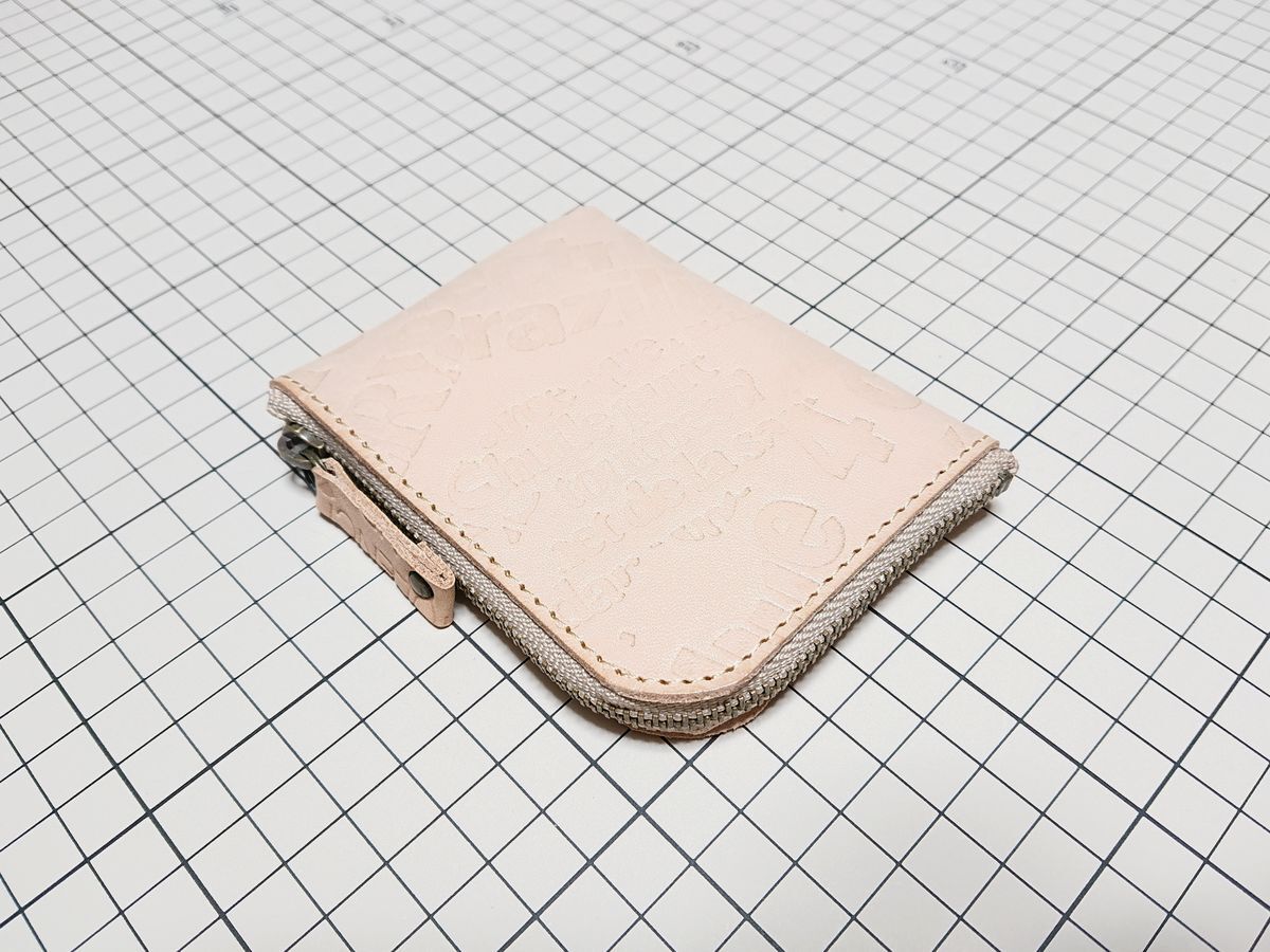 レザー◆本革 小銭入れ L字ファスナー 牛革 105x80mm 28g n2 英字型押し ヌメ革 生成り拍卖