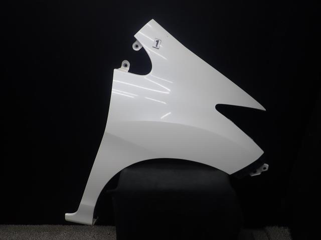 フリード DBA-GB3 右フロントフェンダー NH624P 60211-SYY-J00ZZ拍卖