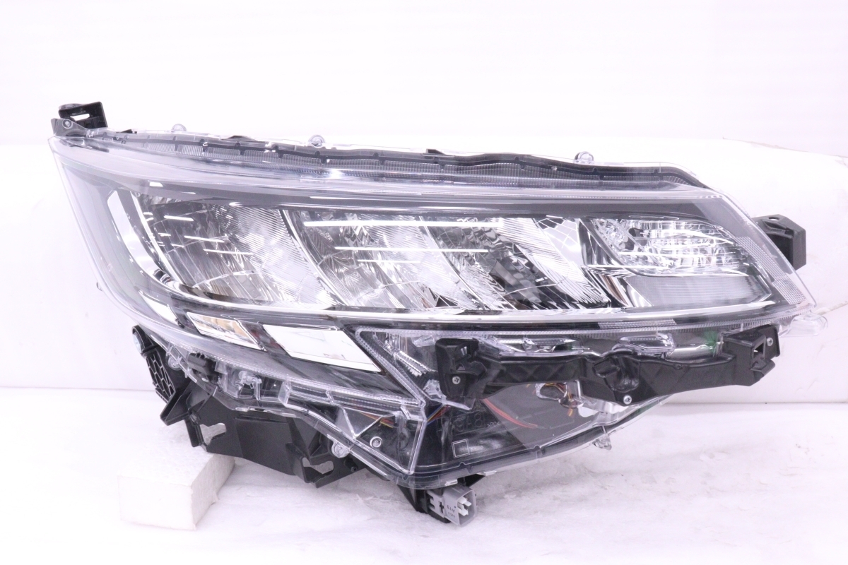 55-11★美品★LED MZRA90W ノア ハイブリッド★右ヘッドライト ICHIKOH V1-1 打刻:N2 ユニット ブラック ZWR90W 純正★トヨタ (QT)拍卖