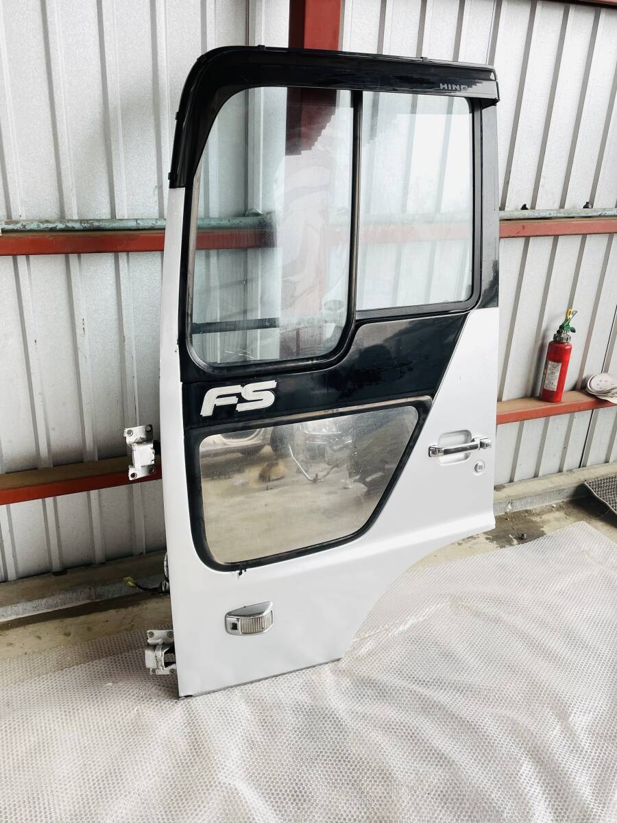 日野 テラヴィ テラビィ プロフィア 大型 ドア 左側 左 助手席側 18707拍卖