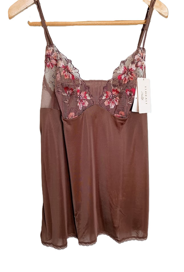 新品タグ付 トリンプ *Triumph* プレミアム フロラーレ サイズ105 キャミソール 光沢 11,660円 拍卖