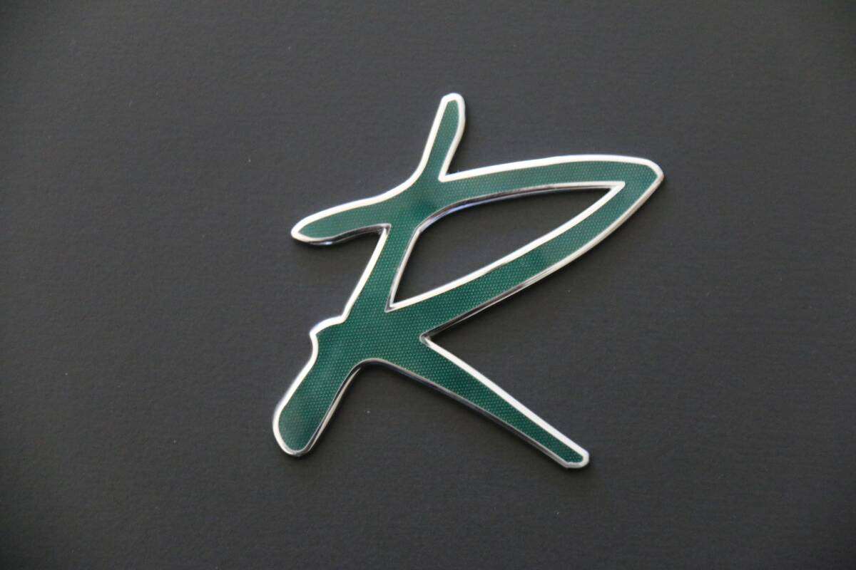 トミーカイラ 「R」エンブレム グリーン 七宝焼き 新品未使用 激レア商品 Tommykaira emblem 緑 入手困難 GT-R スカイライン拍卖