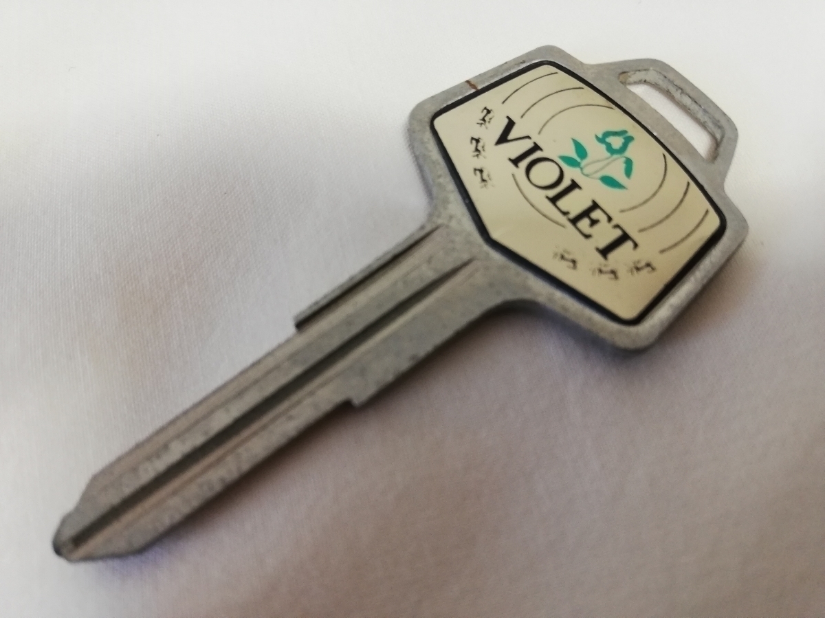 新品 未使用★バイオレット VIOLET★710 A10 T11 ダットサン510★ブランクキー 鍵 カギ★日産 NISSAN ニッサン★旧車 当時物 JDM★希少拍卖