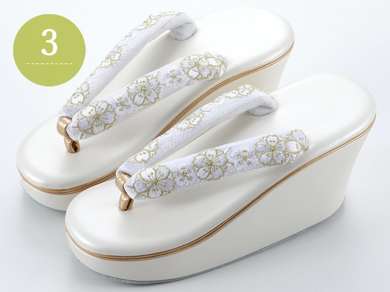 ■振袖用■ こっぽり風 かかと高 桜刺繍入り 鼻緒 草履 フリーサイズ zh-220(3.白鼻緒) 【成人式 卒業式 こっぽり ぽっくり】拍卖