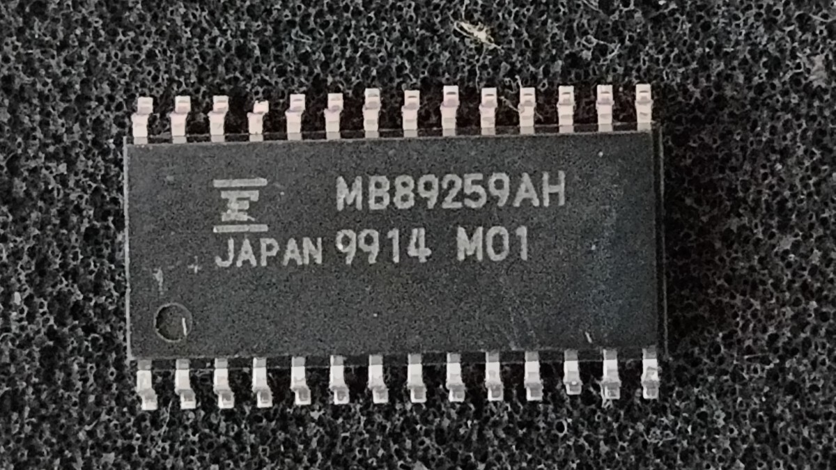8259(MB89259AH) 富士通製 プログラマブル割り込みコントローラ フラットパッケージ拍卖