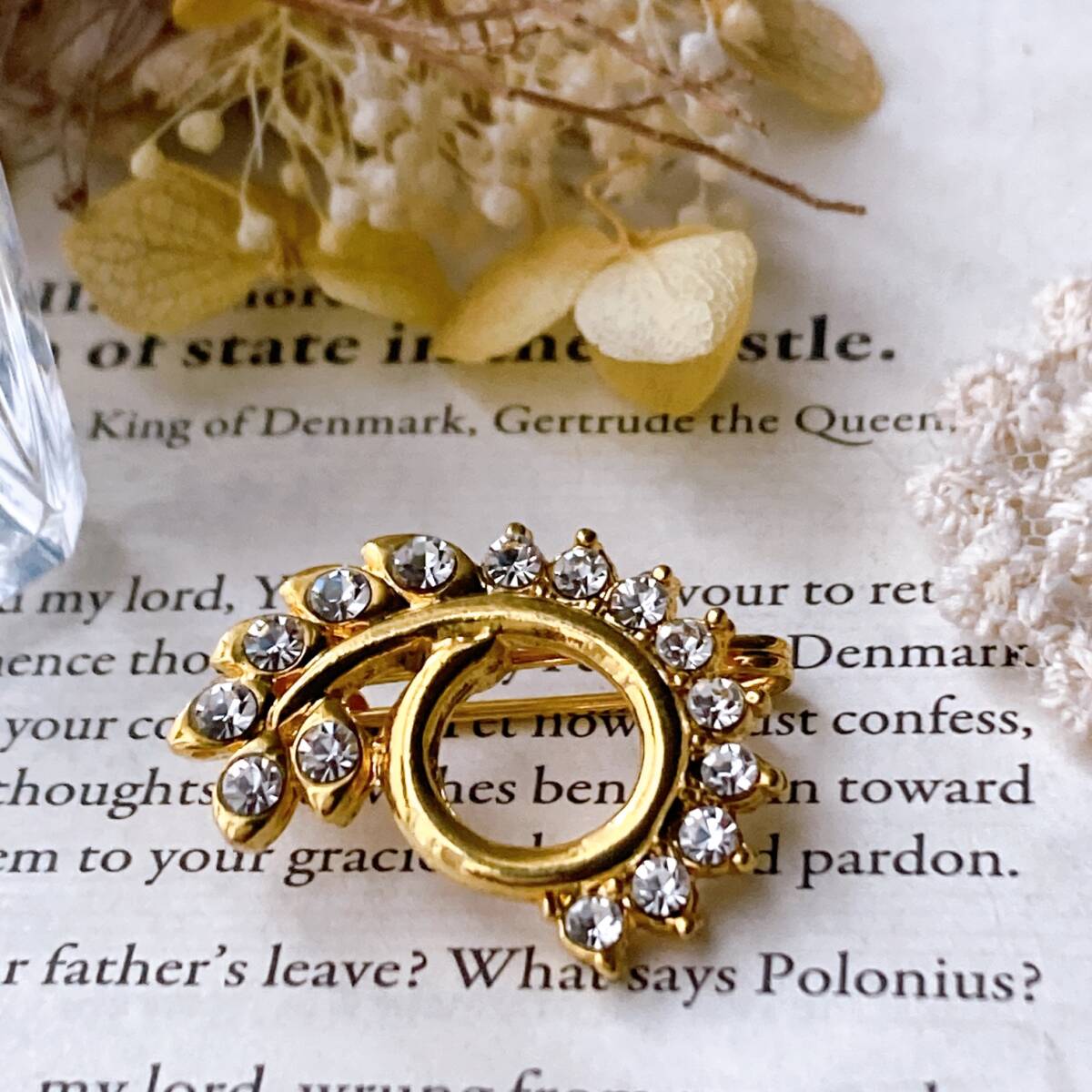 ヴィンテージブローチ ラインストーン キラキラ ゴールド 美品 小さめ ピンブローチ☆vintage jewelry accessoriesR0486拍卖