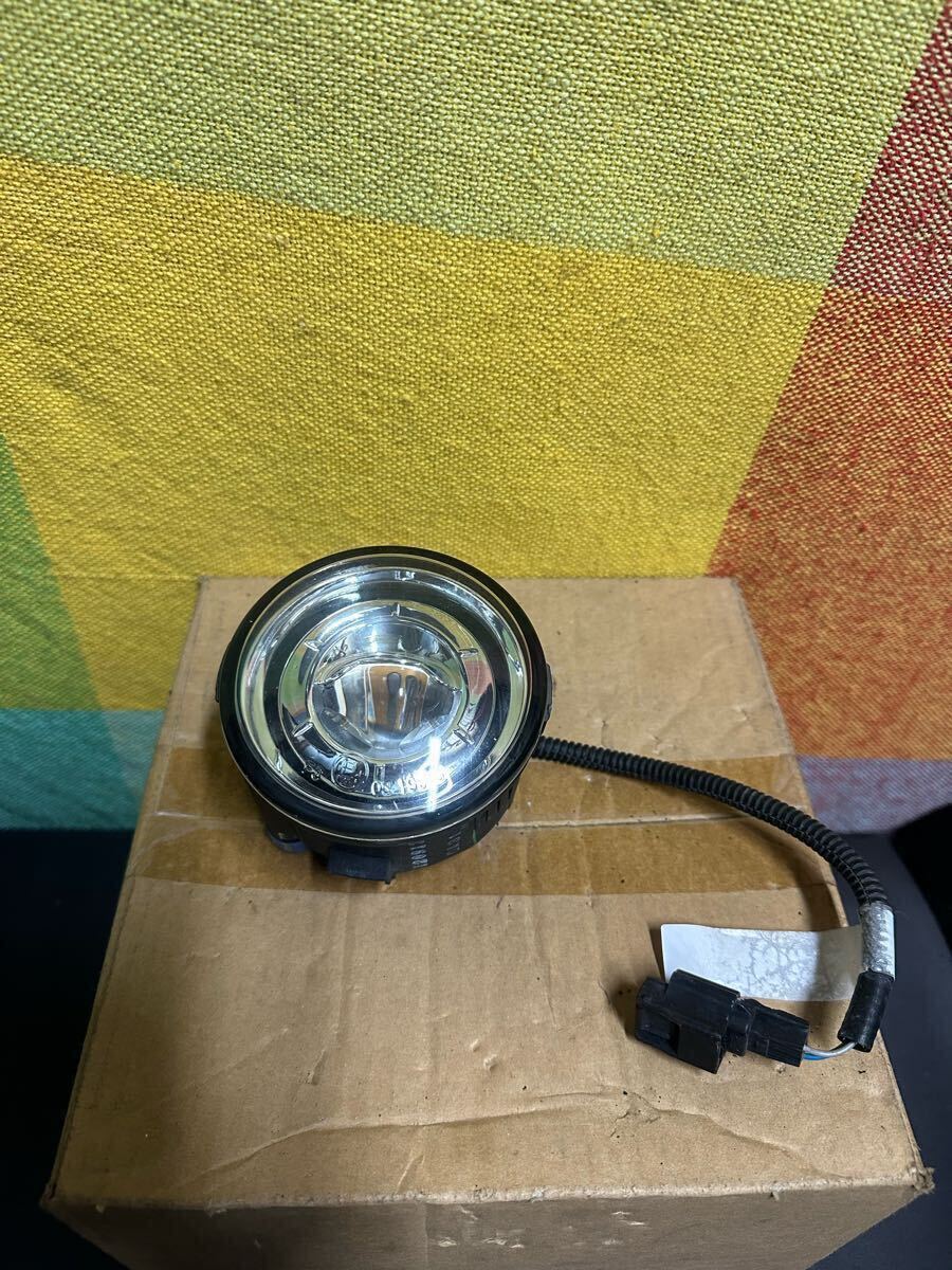 日産 純正 LED フォグランプ 03-19906 片側 Z12 キューブ C26 セレナV36 スカイライン Y51 フーガ E52 エルグラン J32拍卖