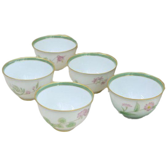 香蘭社 みちくさ 湯呑セット 5個 有田焼 日本製 思わず道草をしてしまいそうな野の花のデザイン 5絵柄とも花は淡いピンク葉は緑色拍卖