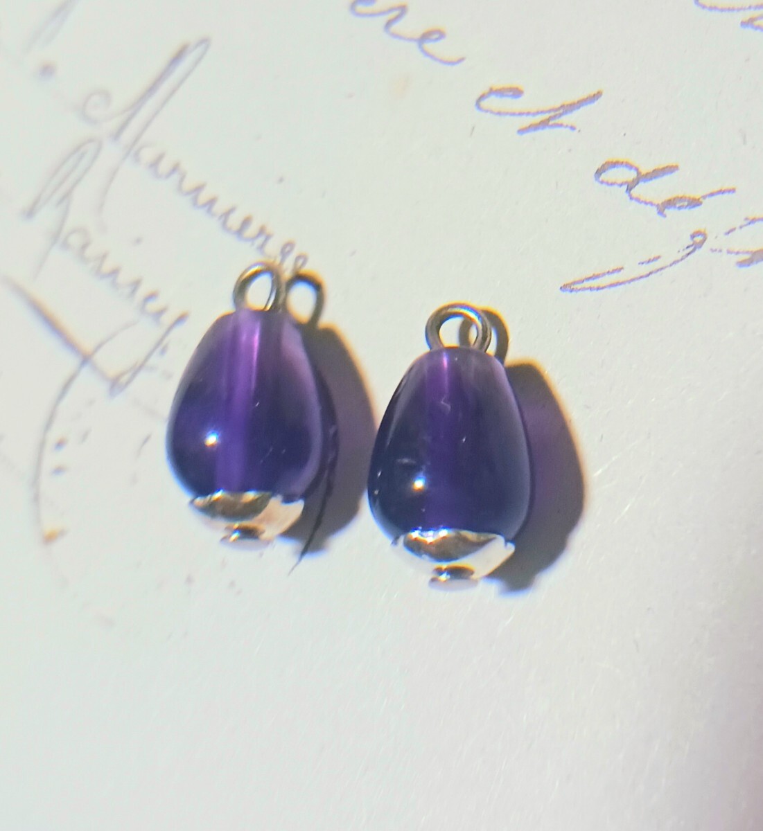 ザンビア産アメジスト(紫水晶)&シルバー925座金のアクセサリーパーツ 2個/チャーム拍卖