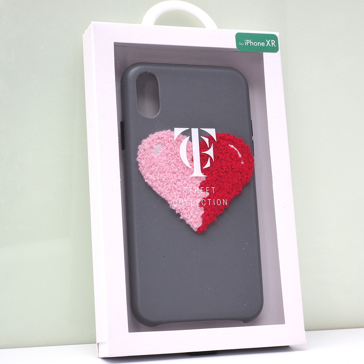 Apple iPhone XR (6.1インチ)用 CASE FACTORY 北欧デザイン 背面 ケース STREET COLLECTION ハート グレー Woolly Heart Grey 未使用品拍卖