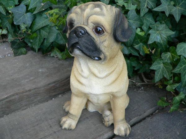 犬の置物 パグ(座)おまけ付 9392H いぬ イヌ 動物 ガーデン オーナメント オブジェ 庭 置物 ガーデニング 雑貨 リアル拍卖